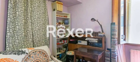 1 bedroom Apartment in Florence, Italy No. 277220 4