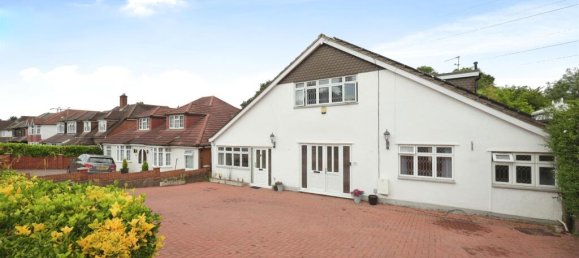 4 bedrooms House in Watford, United Kingdom No. 6807 2