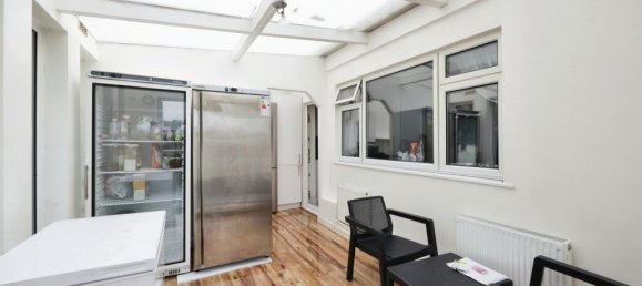 4 bedrooms House in Watford, United Kingdom No. 6807 14