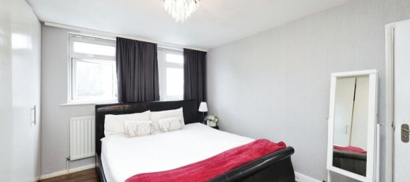 4 bedrooms House in Watford, United Kingdom No. 6807 23