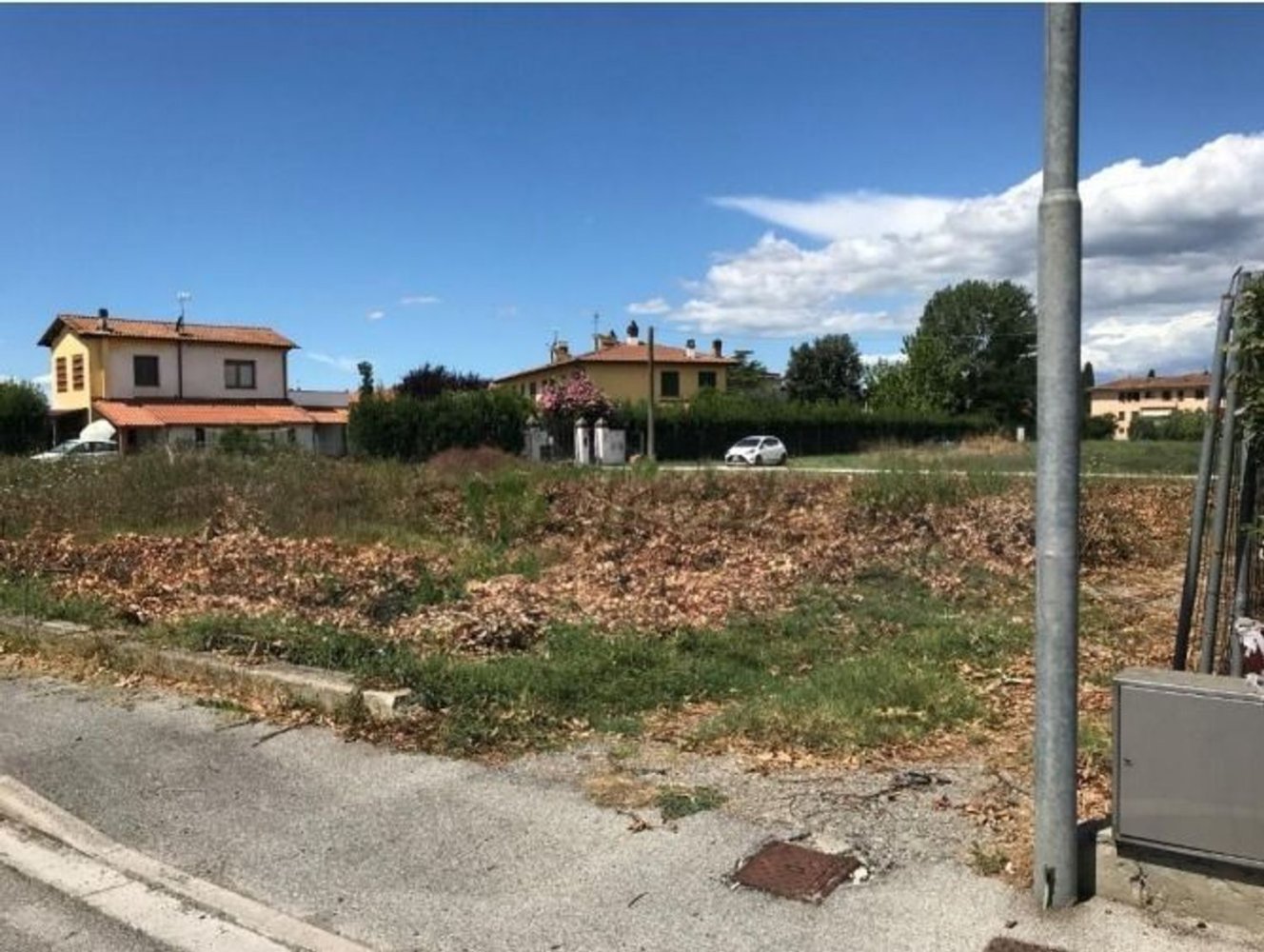 Terreno en Fucecchio, Italy 1110 m² No. 97154