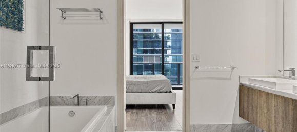 2 غرف نوم عقار تجاري في Miami, الولايات المتحدة رقم 614144 18