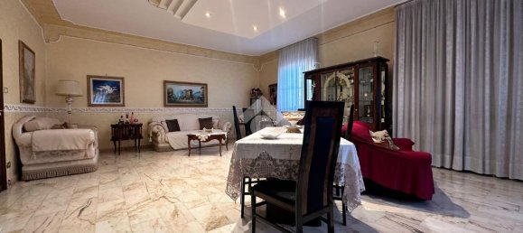 Квартира с 7 комнатами в Чериньола, Италия № 146097 5