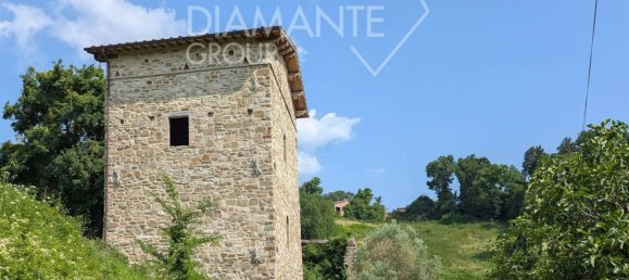 5 rooms House in Gubbio, Italy No. 282075 9