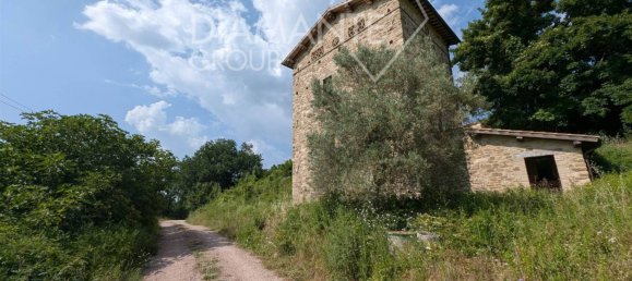5 rooms House in Gubbio, Italy No. 282075 13