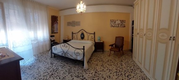 4 rooms Apartment in Nuoro, Italy No. 76116 7