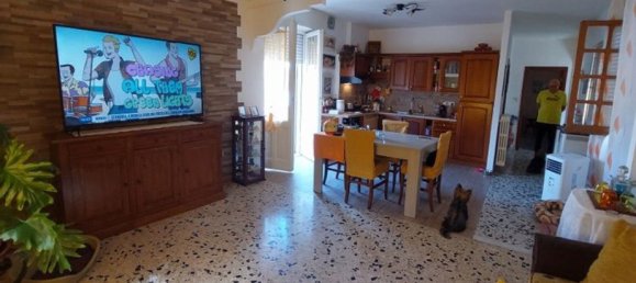 4 rooms Apartment in Nuoro, Italy No. 76116 2