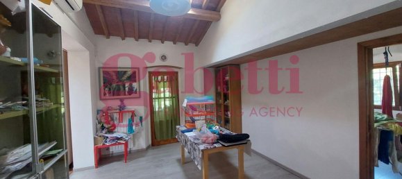 7 rooms Apartment in Collesalvetti, Italy No. 292921 16