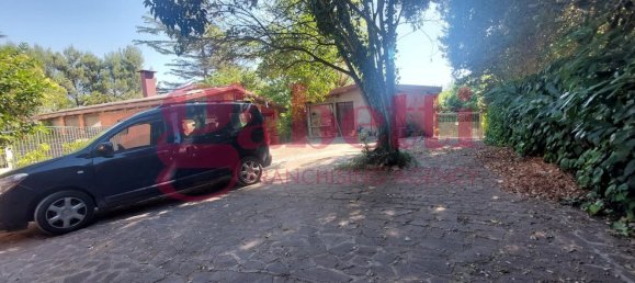 7 rooms Apartment in Collesalvetti, Italy No. 292921 10