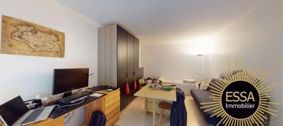 Studio à Sèvres, France No. 325620 9