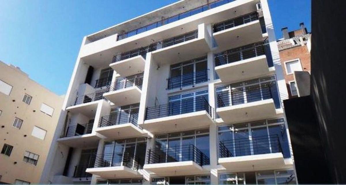 Studio in Moron, Argentina No. 15790