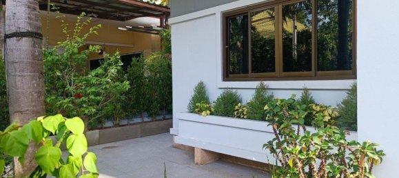 3 bedrooms Cafe / restaurant in Pattaya, Thailand No. 19829 19