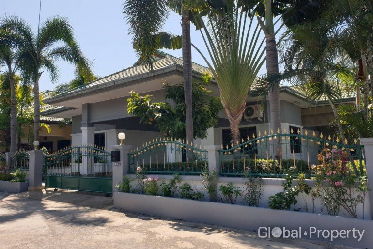 3 bedrooms Cafe / restaurant in Pattaya, Thailand No. 19829