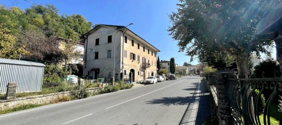 3 bedrooms Apartment in Barga, Italy No. 317198 37