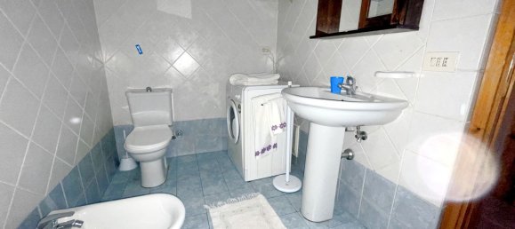 3 bedrooms Apartment in Barga, Italy No. 317198 6