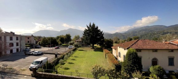 3 bedrooms Apartment in Barga, Italy No. 317198 29