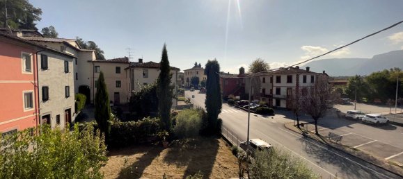 3 bedrooms Apartment in Barga, Italy No. 317198 20