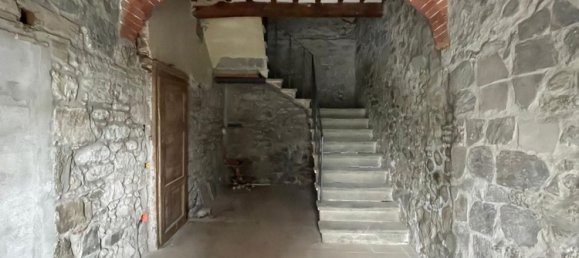 3 bedrooms Apartment in Barga, Italy No. 317198 44