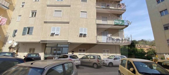 4غرفة شقة في Pozzuoli, Italy رقم 21045 20