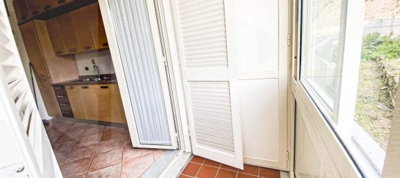 4غرفة شقة في Pozzuoli, Italy رقم 21045 32