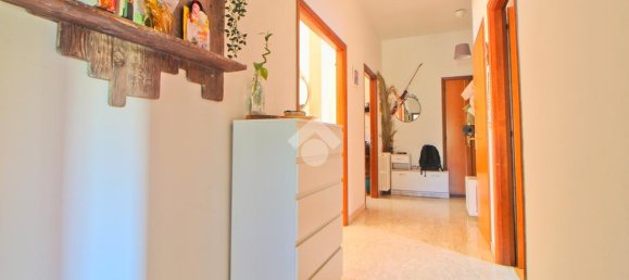 Квартира с 4 комнатами в Пескара, Италия № 105349 8