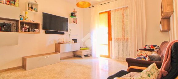 Квартира с 4 комнатами в Пескара, Италия № 105349 3