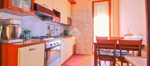 Квартира с 4 комнатами в Пескара, Италия № 105349 9