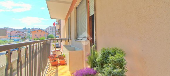 Квартира с 4 комнатами в Пескара, Италия № 105349 11