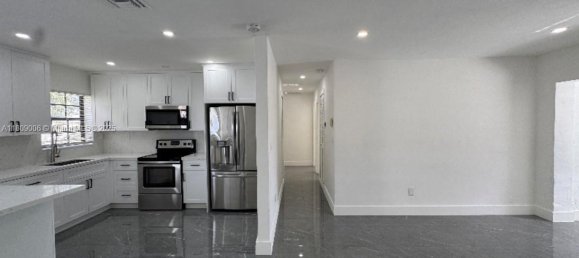 4 Schlafzimmer Villa in Miami, USA, Nr. 615432 9