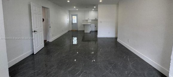 4 Schlafzimmer Villa in Miami, USA, Nr. 615432 8
