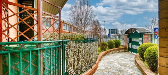 Квартира с 3 комнатами в Грульяско, Италия № 36050 3