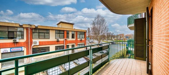 Квартира с 3 комнатами в Грульяско, Италия № 36050 18