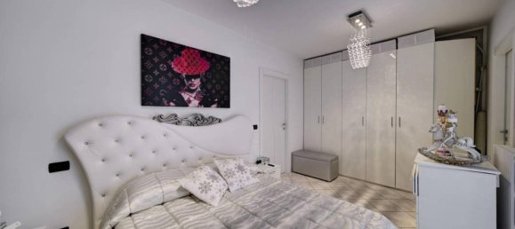 Квартира с 3 комнатами в Грульяско, Италия № 36050 13