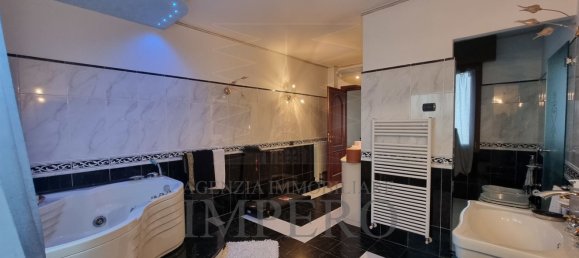 11 rooms Penthouse in Ventimiglia, Italy No. 151134 26