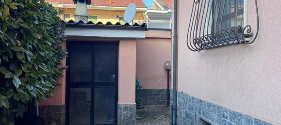 3غرفة شقة في Turin, Italy رقم 268010 8