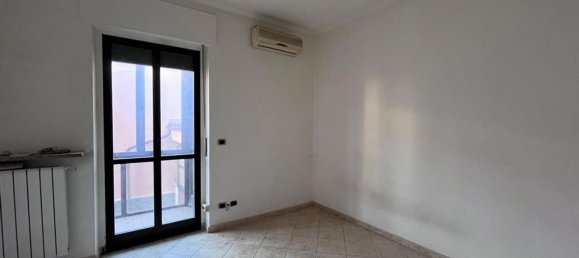 3غرفة شقة في Turin, Italy رقم 268010 11