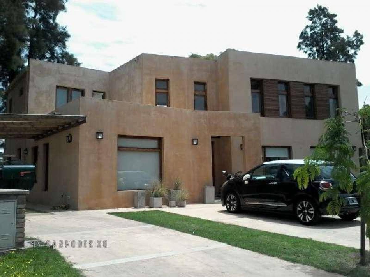 Casa T3 em Tigre, Argentina N.º 20131