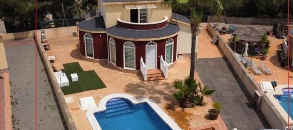 4 bedrooms House in Alicante, Spain No. 177109 3