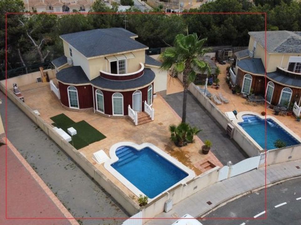 4 bedrooms House in Alicante, Spain No. 177109