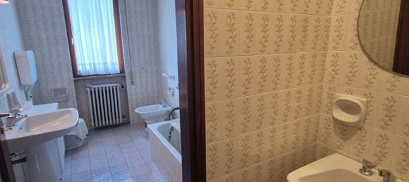 Вилла с 7 комнатами в Леньяго, Италия № 260488 40