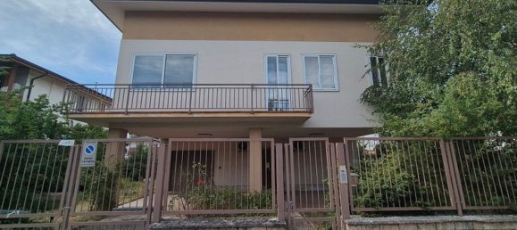 Вилла с 7 комнатами в Леньяго, Италия № 260488 4