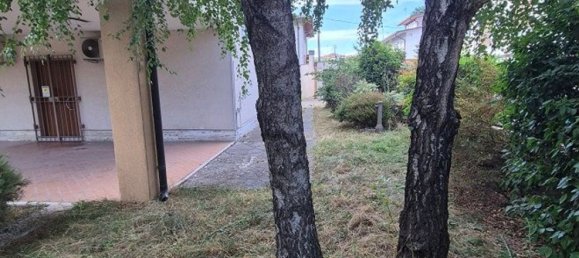 Вилла с 7 комнатами в Леньяго, Италия № 260488 5