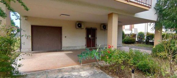 Вилла с 7 комнатами в Леньяго, Италия № 260488 16