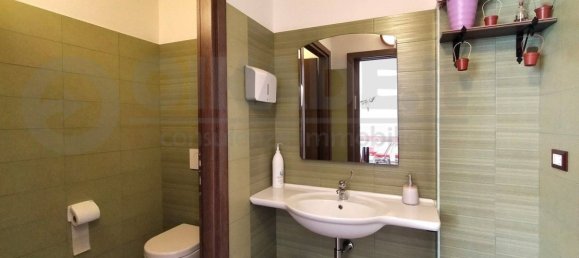 2 rooms Commercial property in Cagliari, Italy No. 292459 11