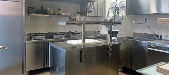 2 rooms Commercial property in Cagliari, Italy No. 292459 8