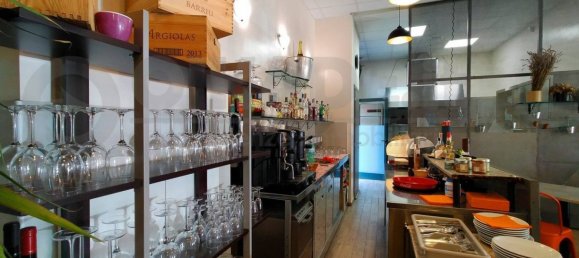 2 rooms Commercial property in Cagliari, Italy No. 292459 6