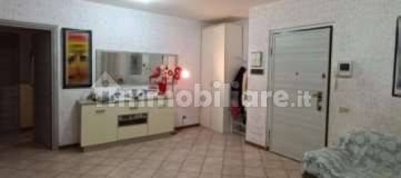 Apartamento de 2 dormitorios en Casorezzo, Italy No. 286844 2