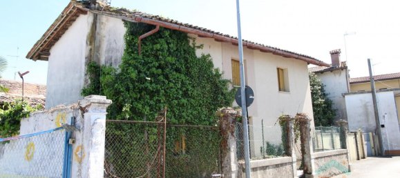 3غرفة منزل في Udine, Italy رقم 25296 20