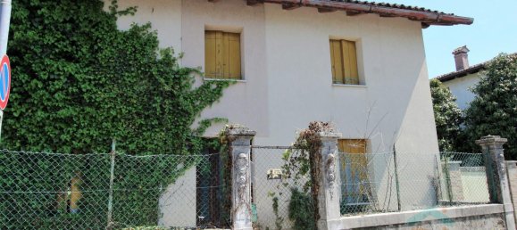 3غرفة منزل في Udine, Italy رقم 25296 2