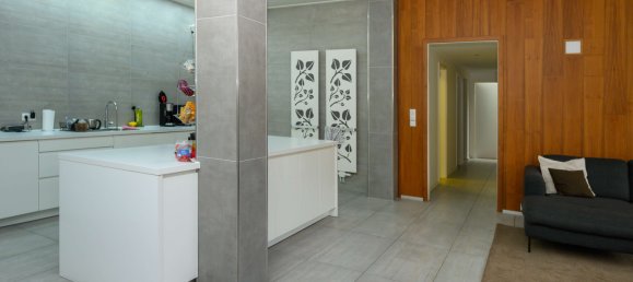 Apartamento de 6 dormitorios en Stuttgart, Germany No. 296356 4